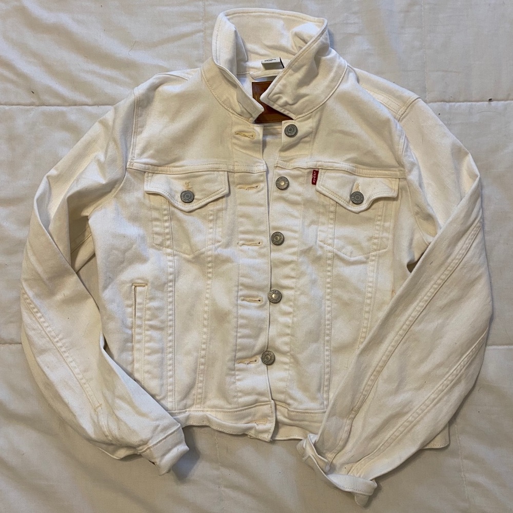 White levi jacket!!
